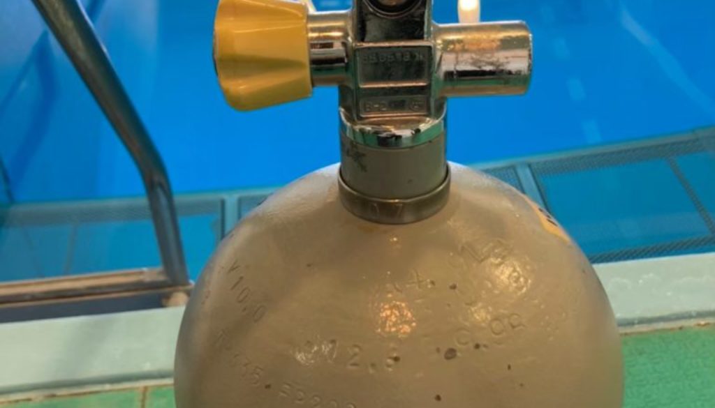 LINE_ALBUM_HP用写真（プール）_220207_53